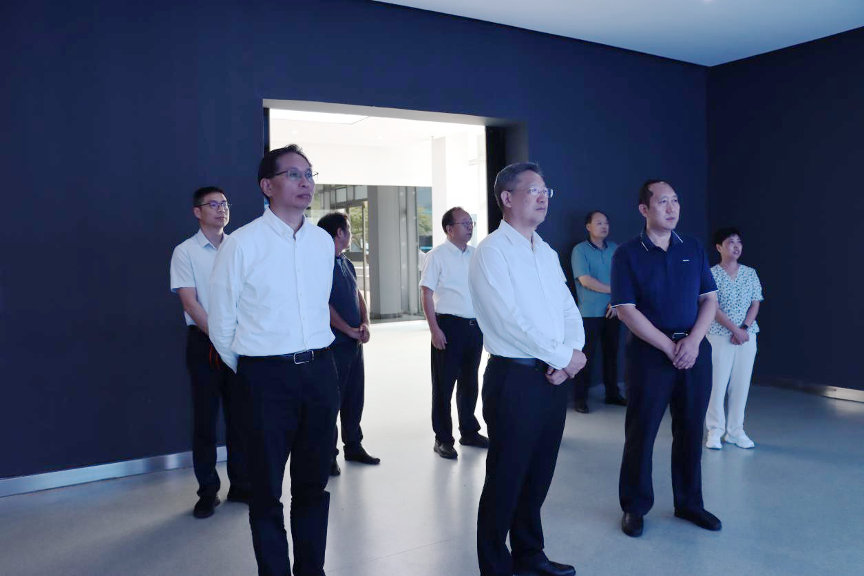 江苏省人大常委会副主任周广智一行莅临丰尚调研